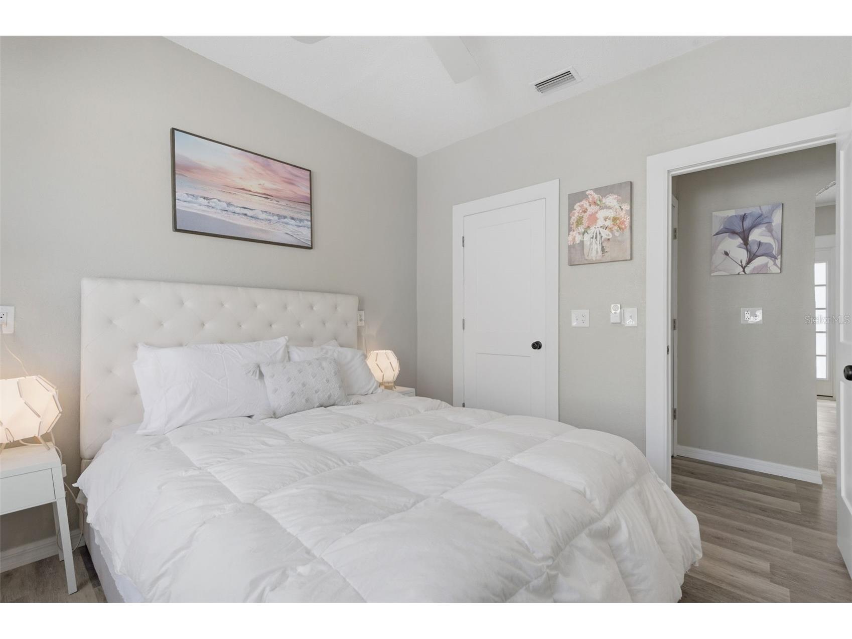 410 W Lemon Street Tarpon Springs FL 34689 TB8493942 image18