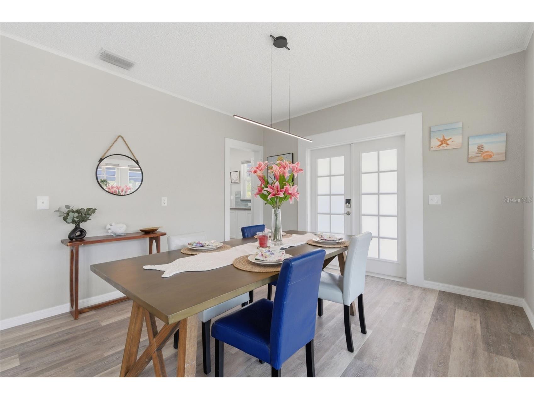 410 W Lemon Street Tarpon Springs FL 34689 TB8493942 image3
