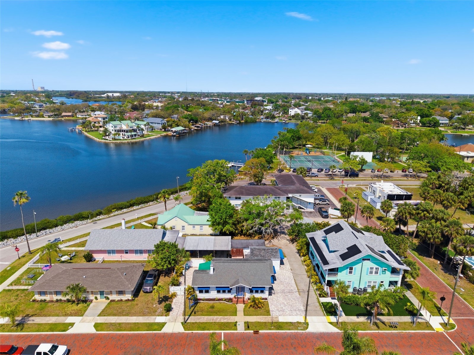 410 W Lemon Street Tarpon Springs FL 34689 TB8493942 image48