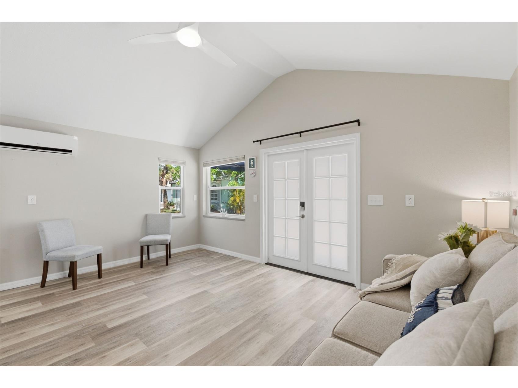 410 W Lemon Street Tarpon Springs FL 34689 TB8493942 image59