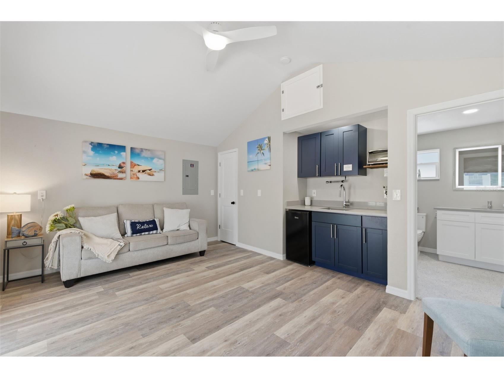 410 W Lemon Street Tarpon Springs FL 34689 TB8493942 image60