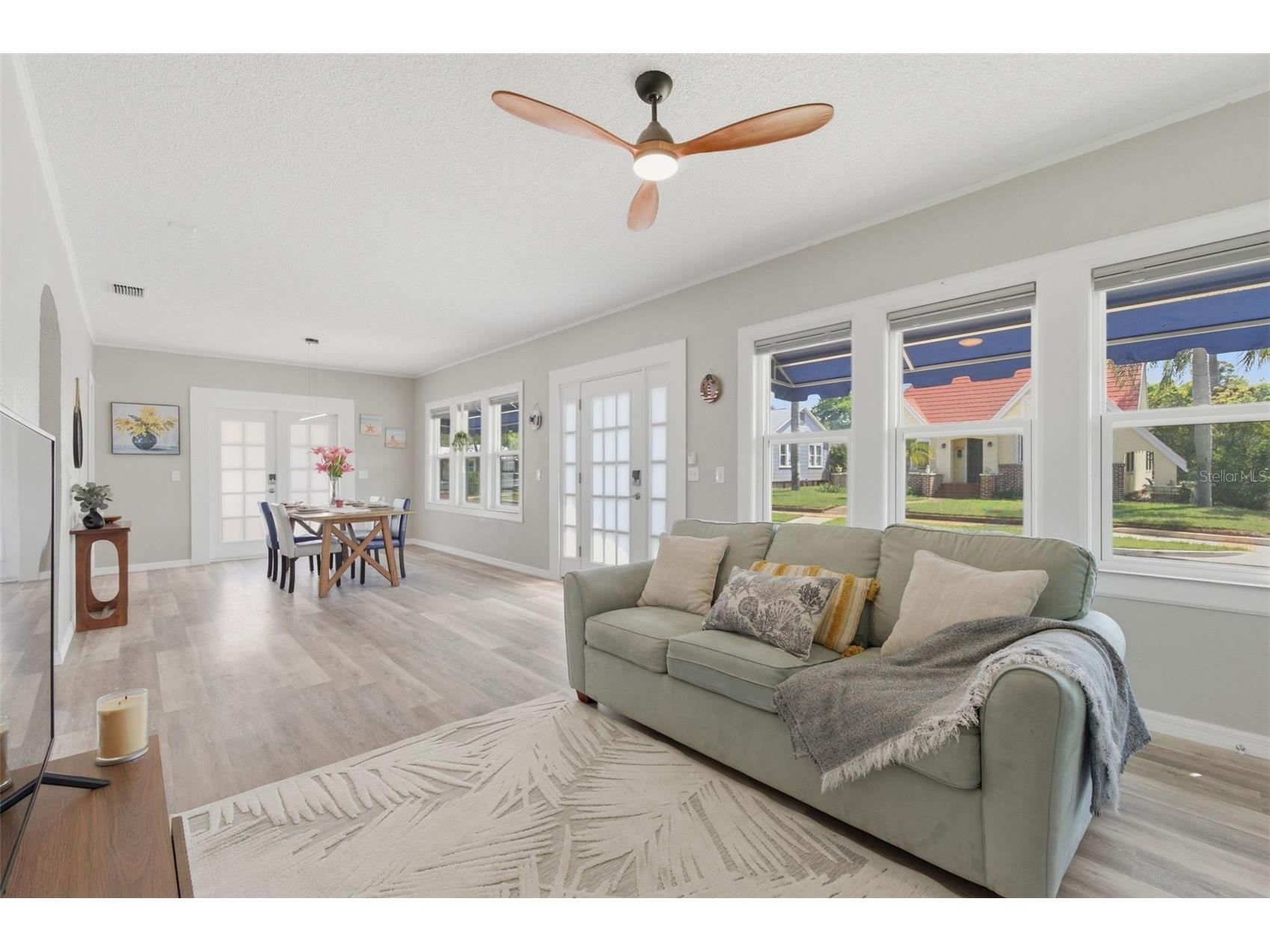 410 W Lemon Street Tarpon Springs FL 34689 TB8493942 image70