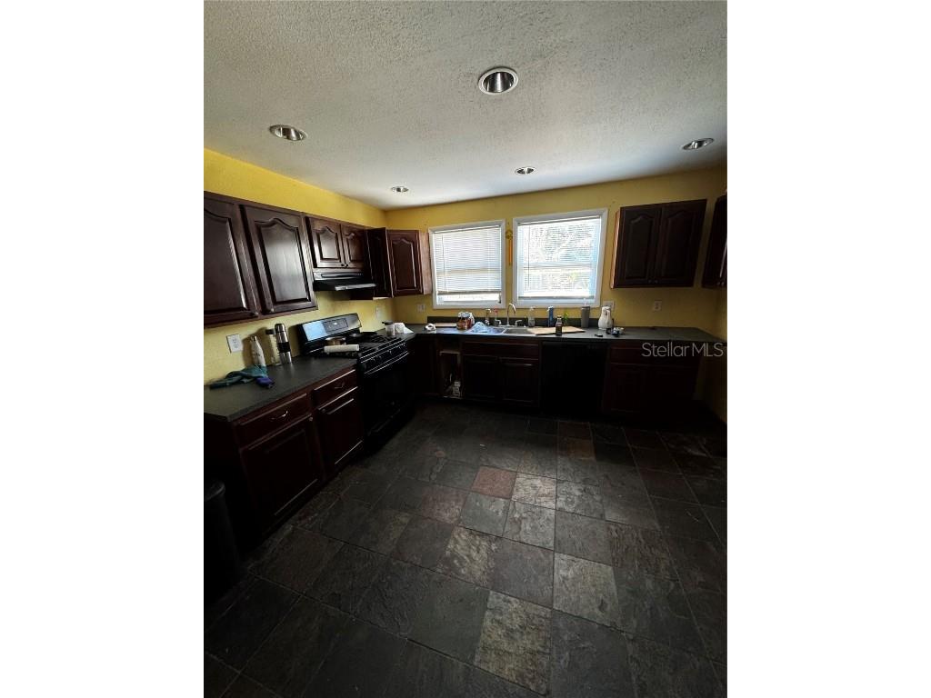 4100 1st Avenue S Saint Petersburg FL 33711 TB8450359 image9