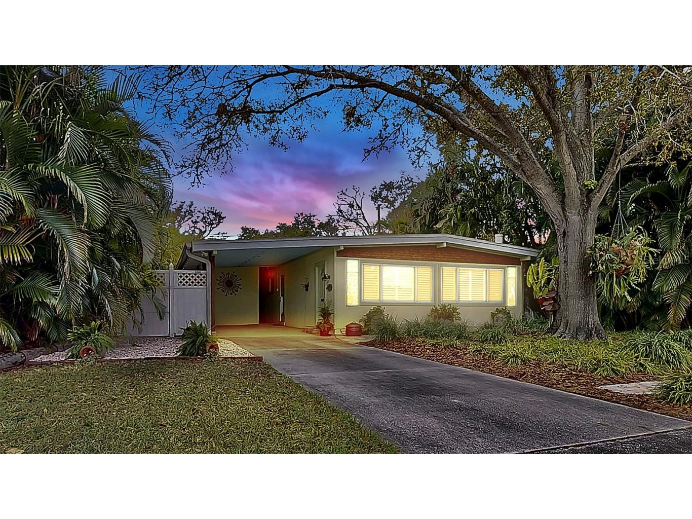 4100 7th Street N Saint Petersburg FL 33703 TB8353588 image1