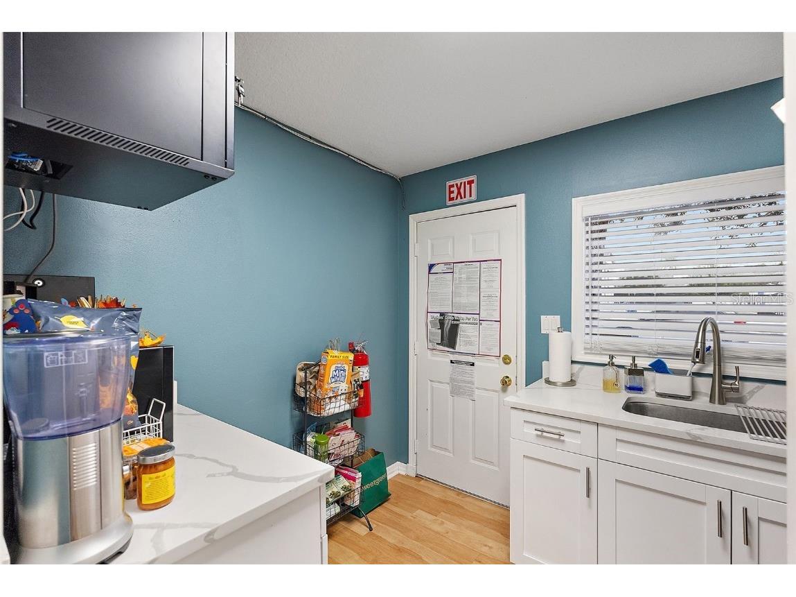 4100 Central Avenue Saint Petersburg FL 33711 TB8435872 image16