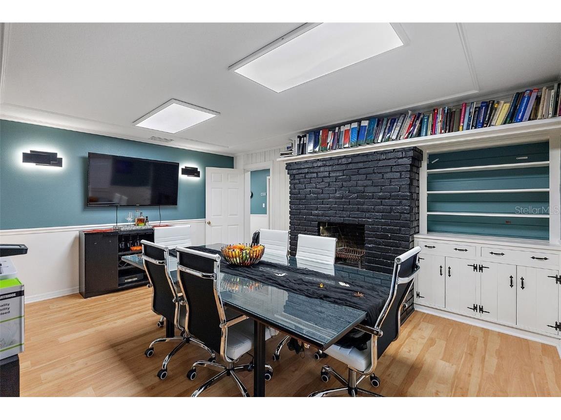 4100 Central Avenue Saint Petersburg FL 33711 TB8437326 image14