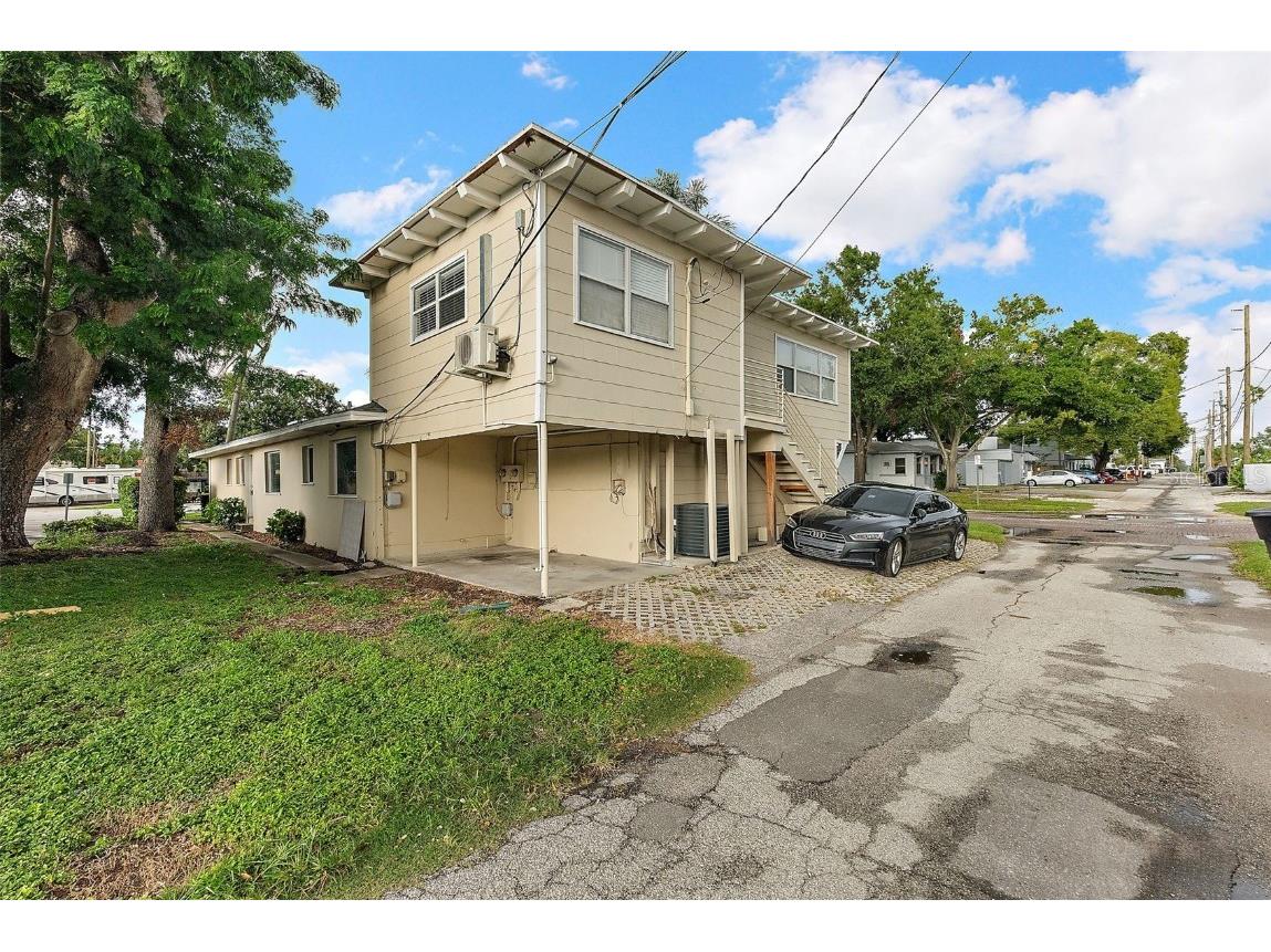 4100 Central Avenue Saint Petersburg FL 33711 TB8437326 image3