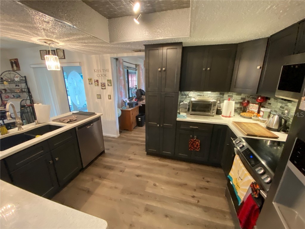 4100 Montano Avenue Spring Hill FL 34609 W7879573 image12