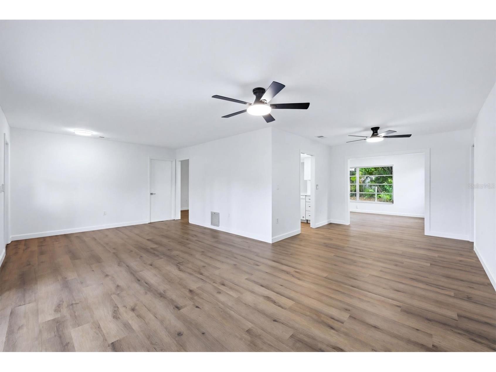 4100 Tee Road Sarasota FL 34235 A4694503 image10