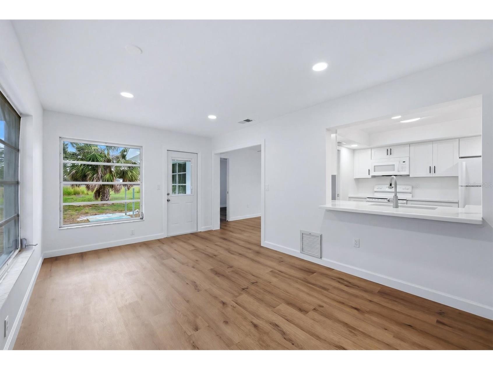 4100 Tee Road Sarasota FL 34235 A4694503 image11