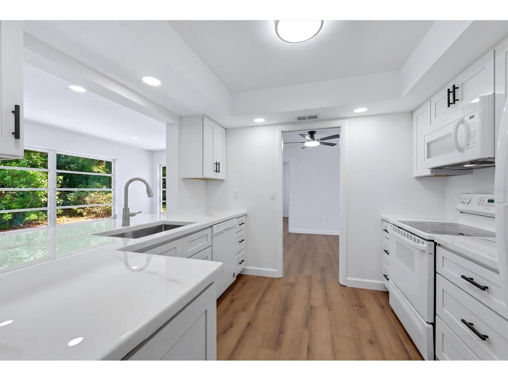 4100 Tee Road Sarasota FL 34235 A4694503 image17