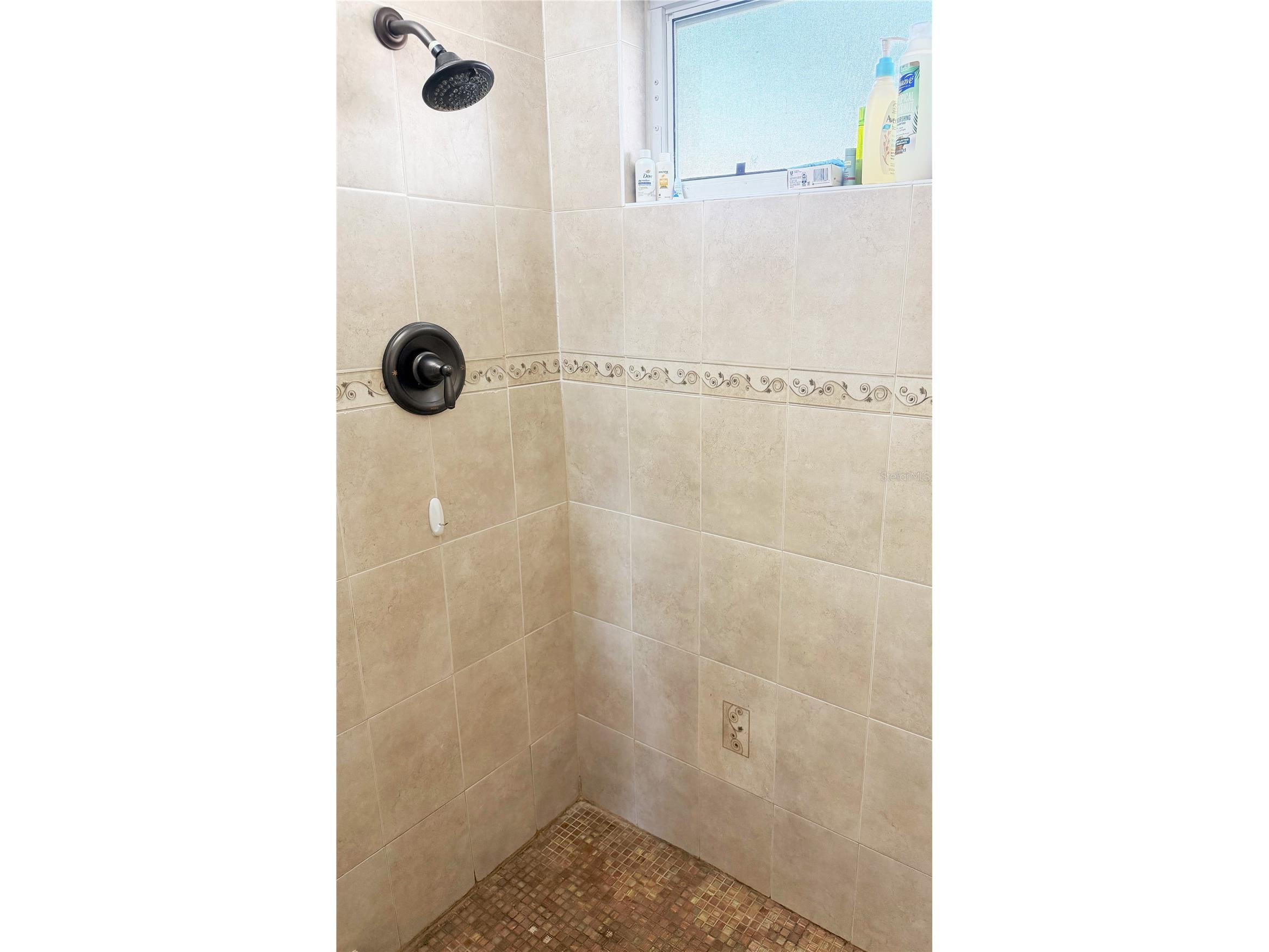 4101 11th Avenue N Saint Petersburg FL 33713 TB8475234 image13