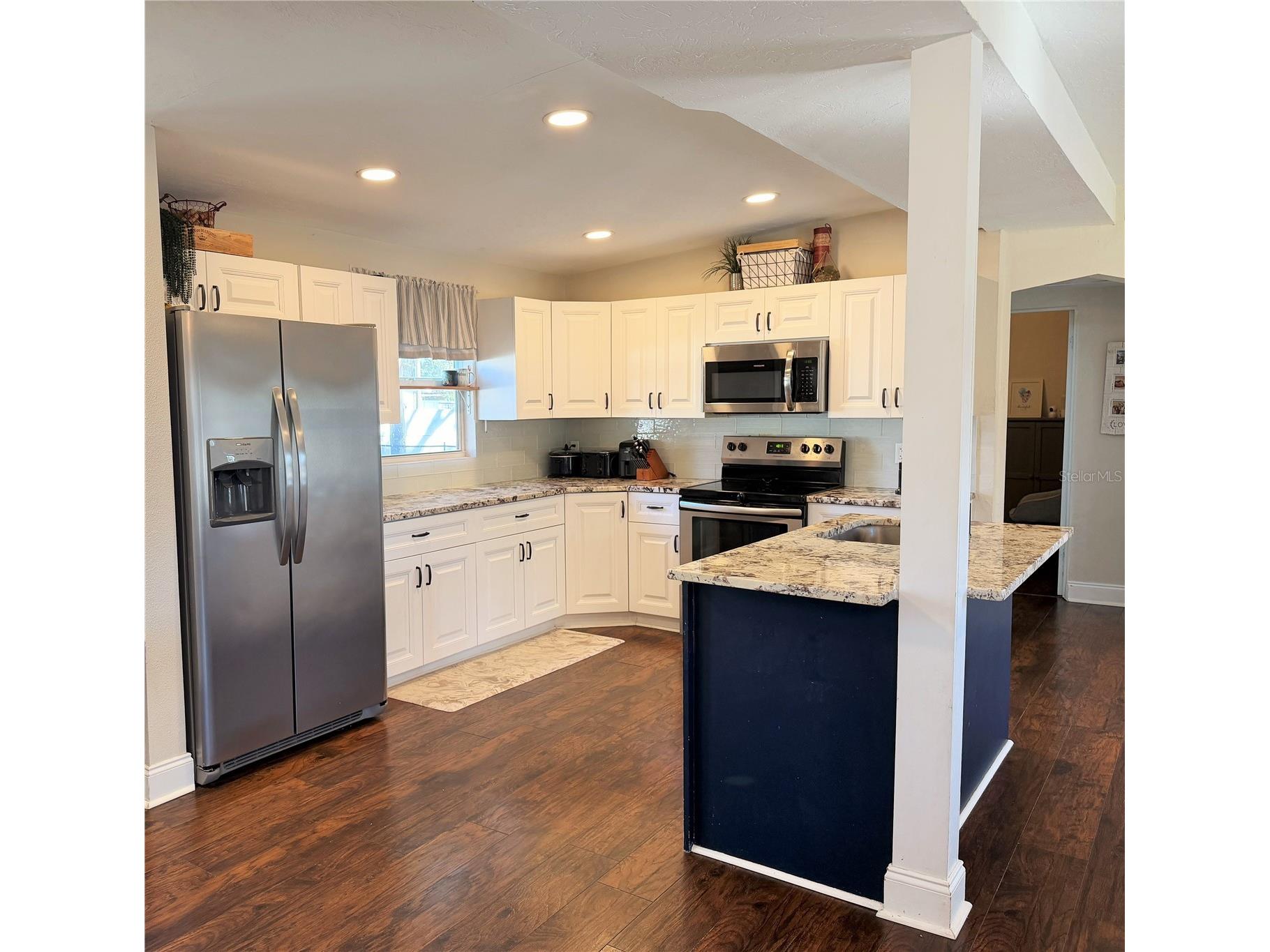 4101 11th Avenue N Saint Petersburg FL 33713 TB8475234 image5