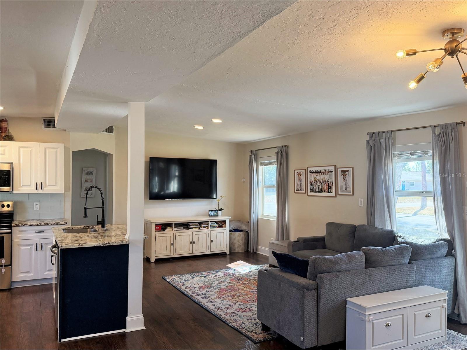 4101 11th Avenue N Saint Petersburg FL 33713 TB8475234 image9