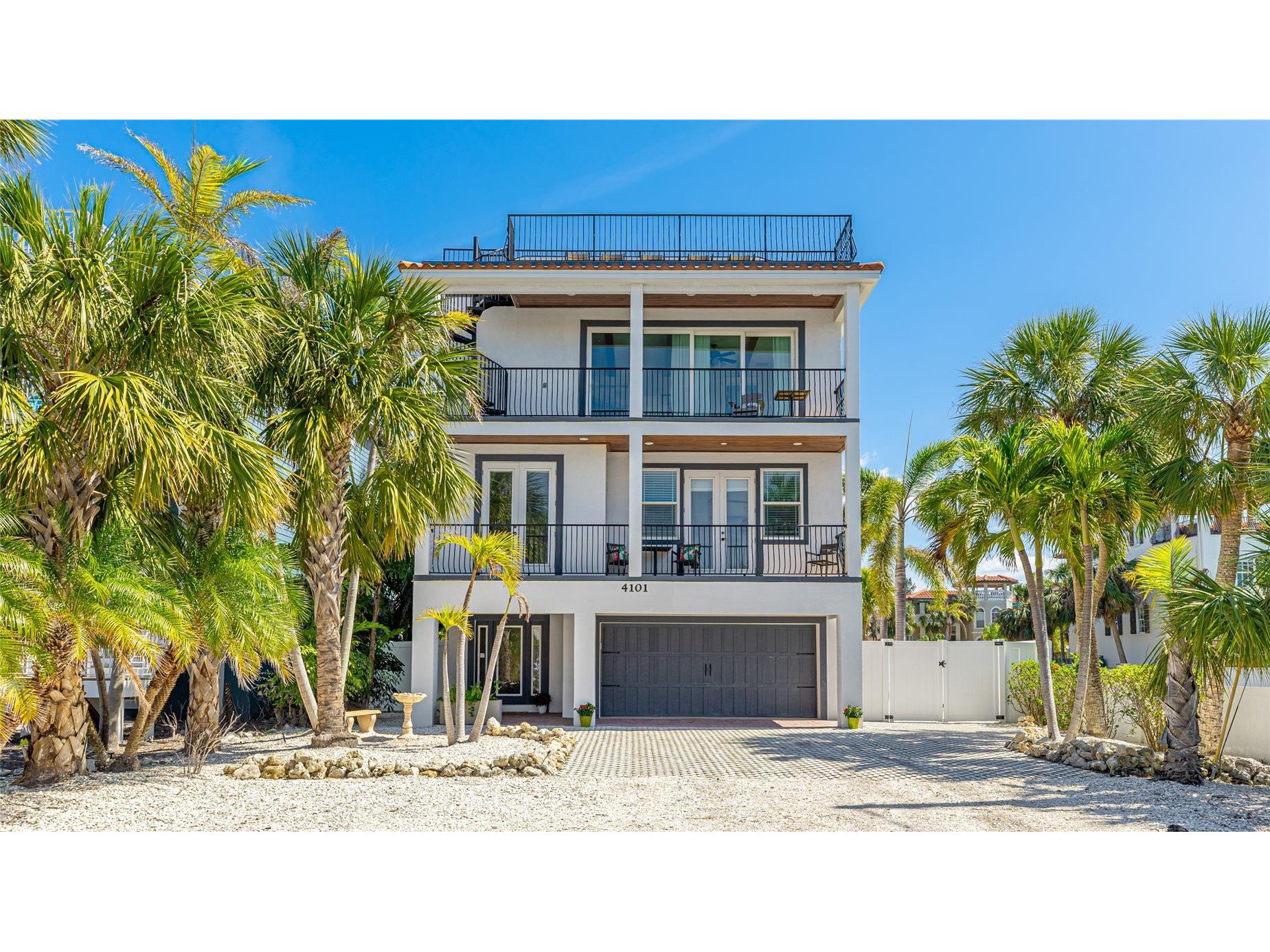 4101 4th Avenue Holmes Beach FL 34217 A4677662 image1