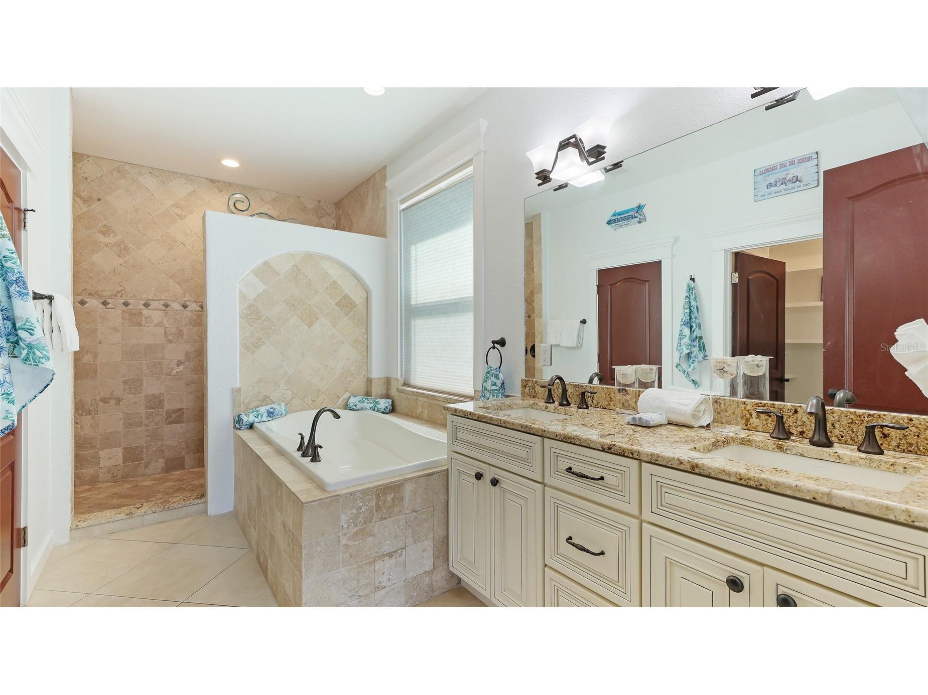 4101 4th Avenue Holmes Beach FL 34217 A4677662 image34