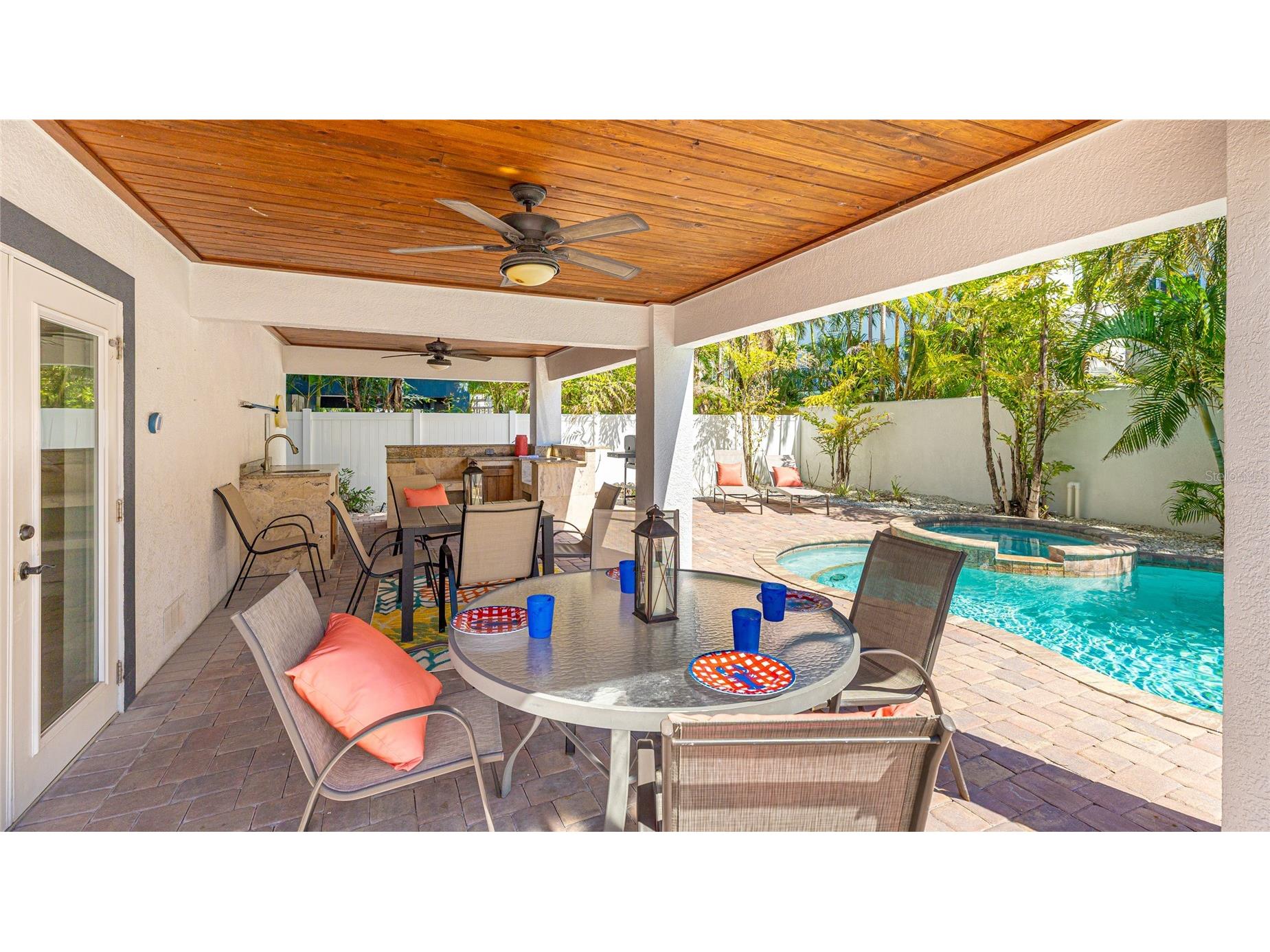 4101 4th Avenue Holmes Beach FL 34217 A4677662 image38