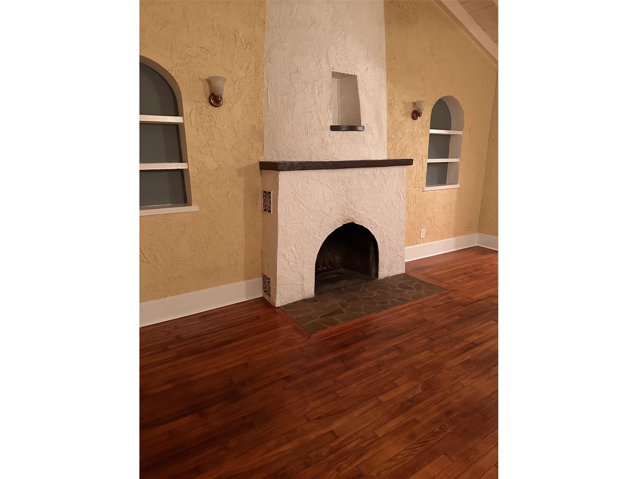 4101 4th Street S Saint Petersburg FL 33705 TB8463310 image4