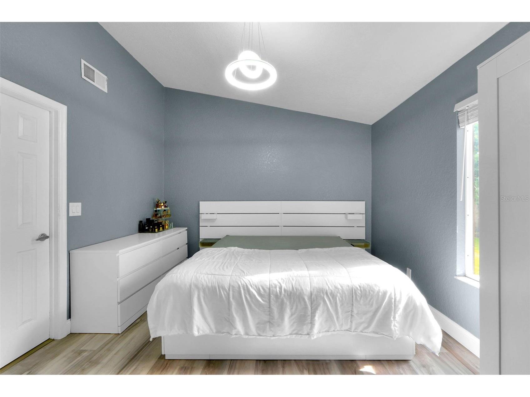 4101 Brigadoon Circle Clearwater FL 33759 TB8518179 image15