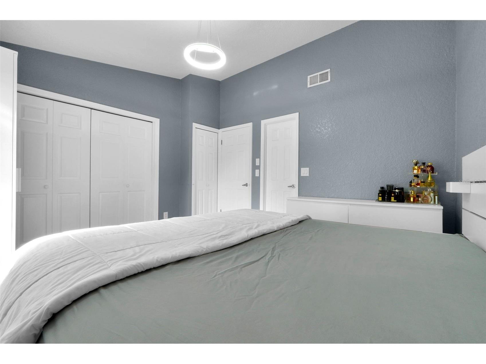 4101 Brigadoon Circle Clearwater FL 33759 TB8518179 image16