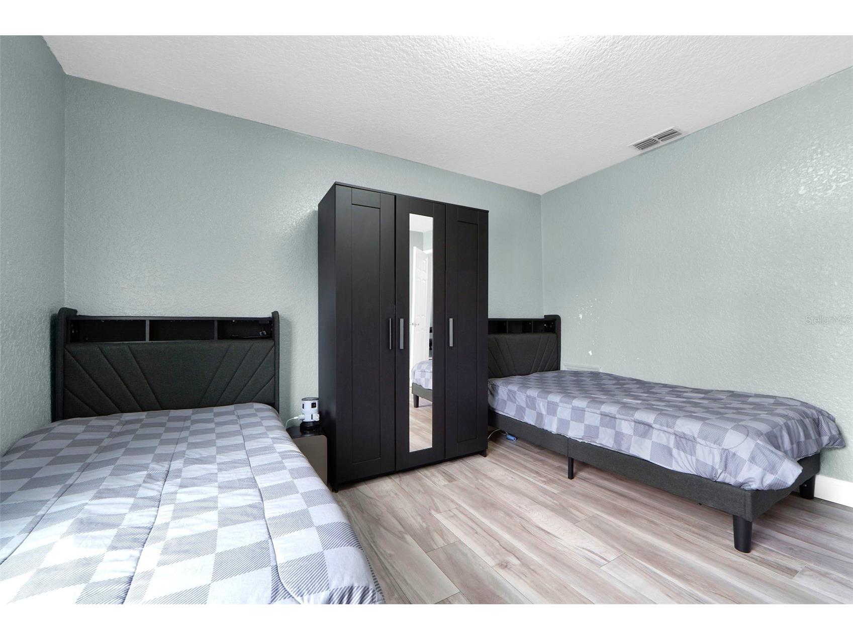4101 Brigadoon Circle Clearwater FL 33759 TB8518179 image20