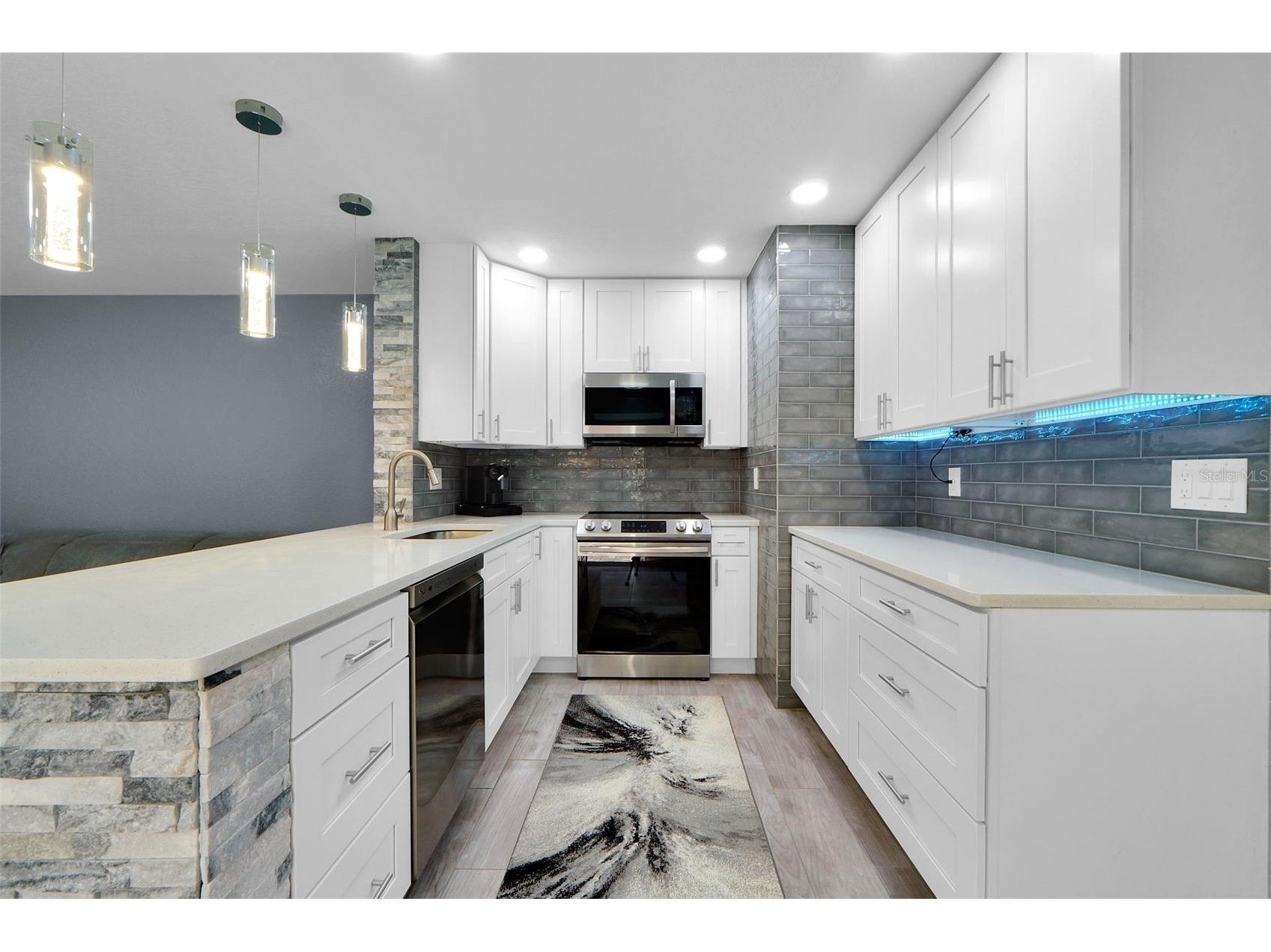 4101 Brigadoon Circle Clearwater FL 33759 TB8518179 image7