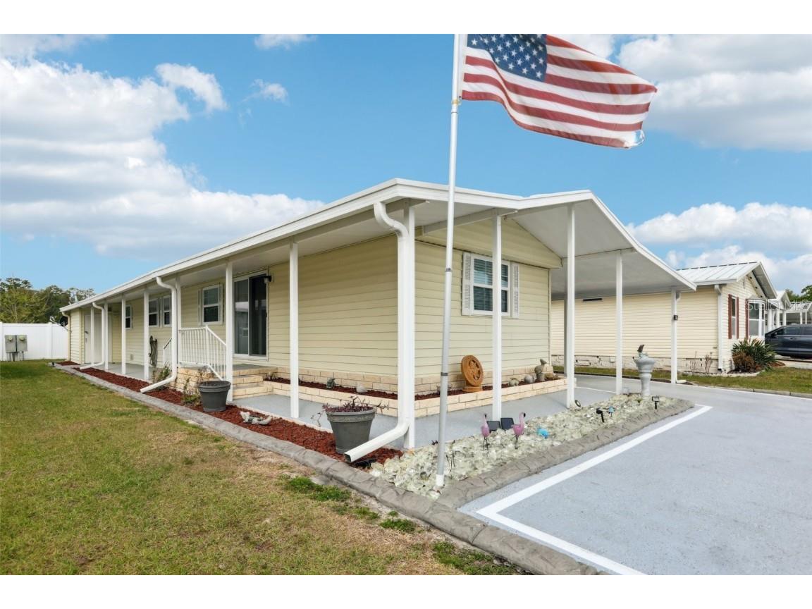 4101 Joyful Lane Zephyrhills FL 33541 W7875474 image1