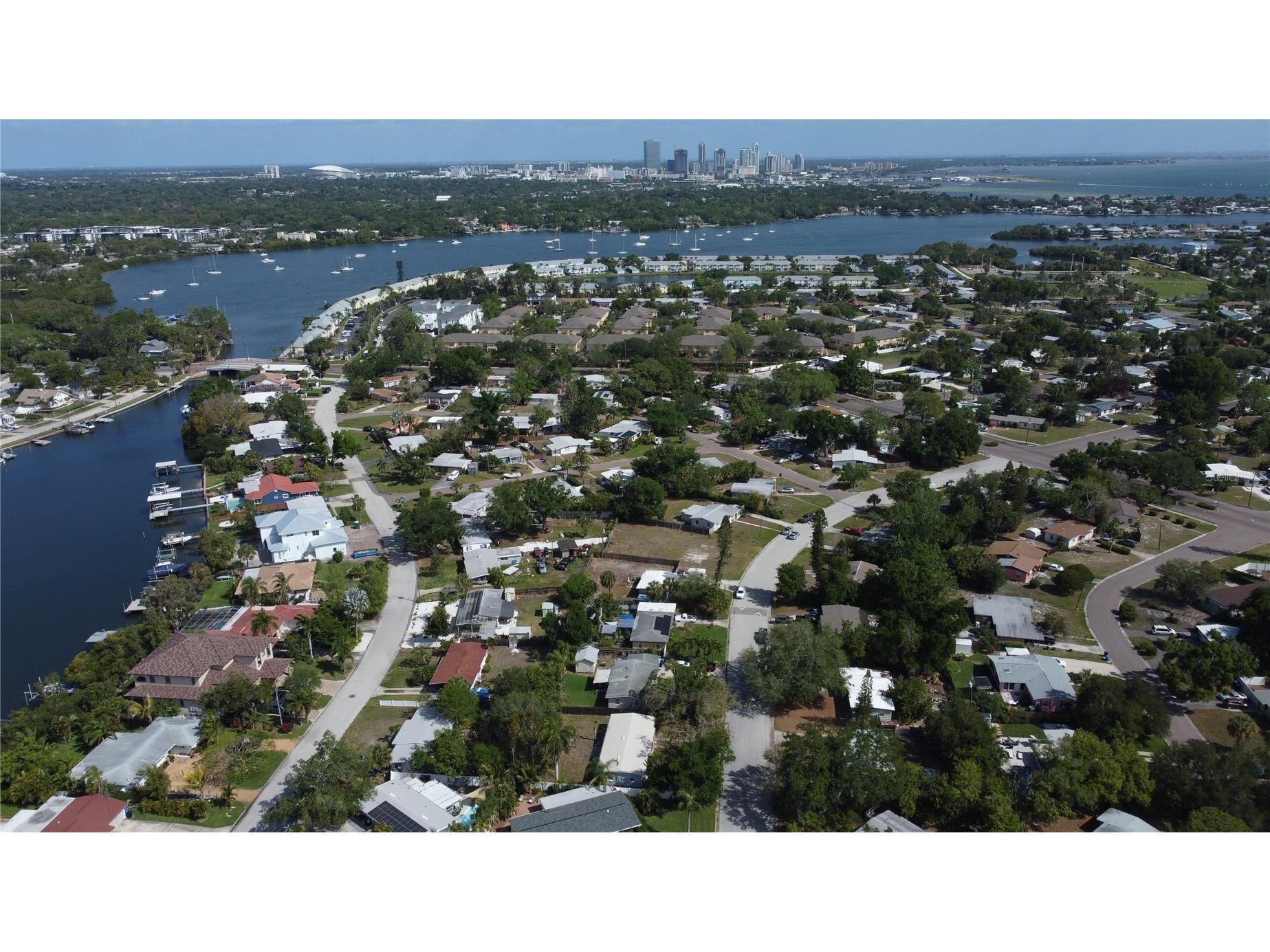 4101 Neptune Drive SE Saint Petersburg FL 33705 TB8501564 image15