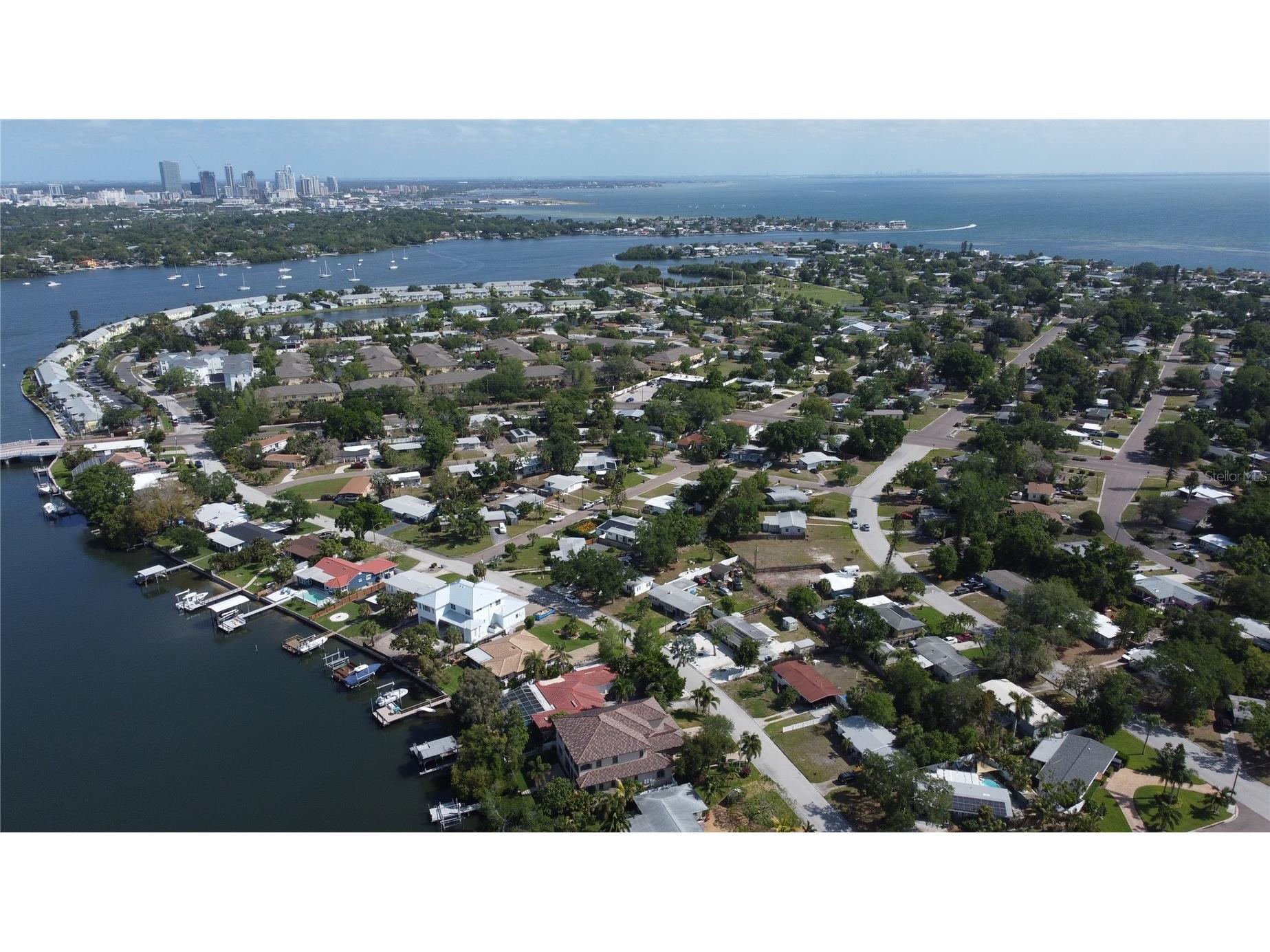 4101 Neptune Drive SE Saint Petersburg FL 33705 TB8501564 image5