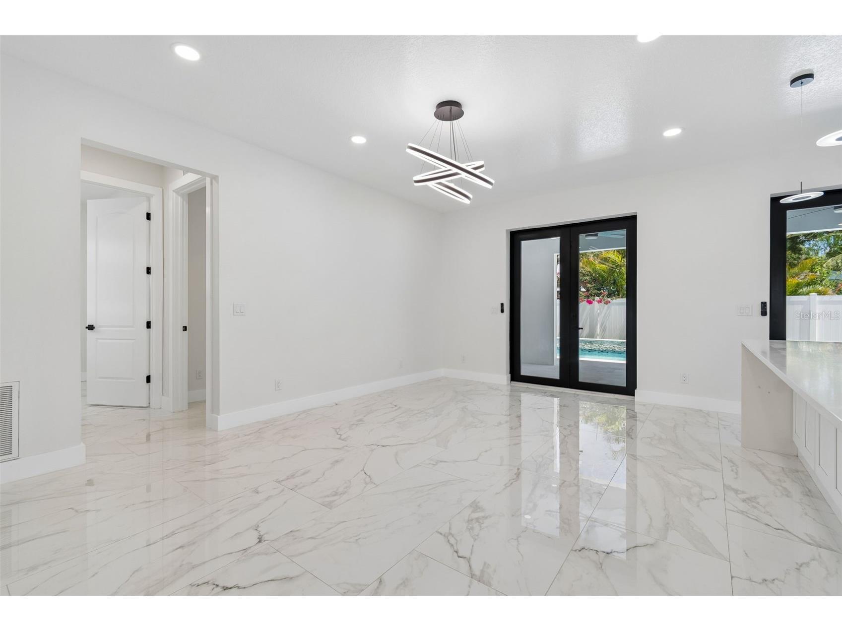 4101 W Mango Avenue Tampa FL 33616 TB8389545 image16