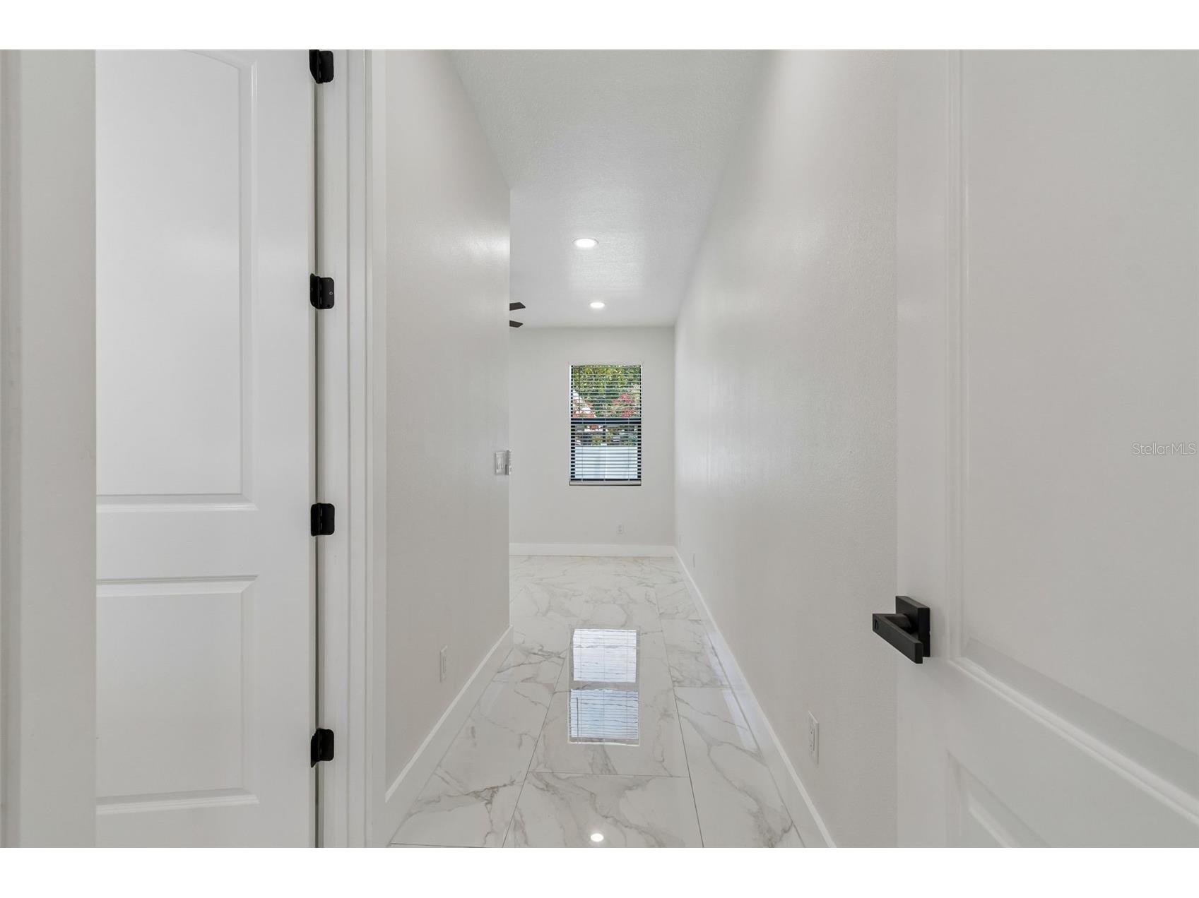 4101 W Mango Avenue Tampa FL 33616 TB8389545 image19