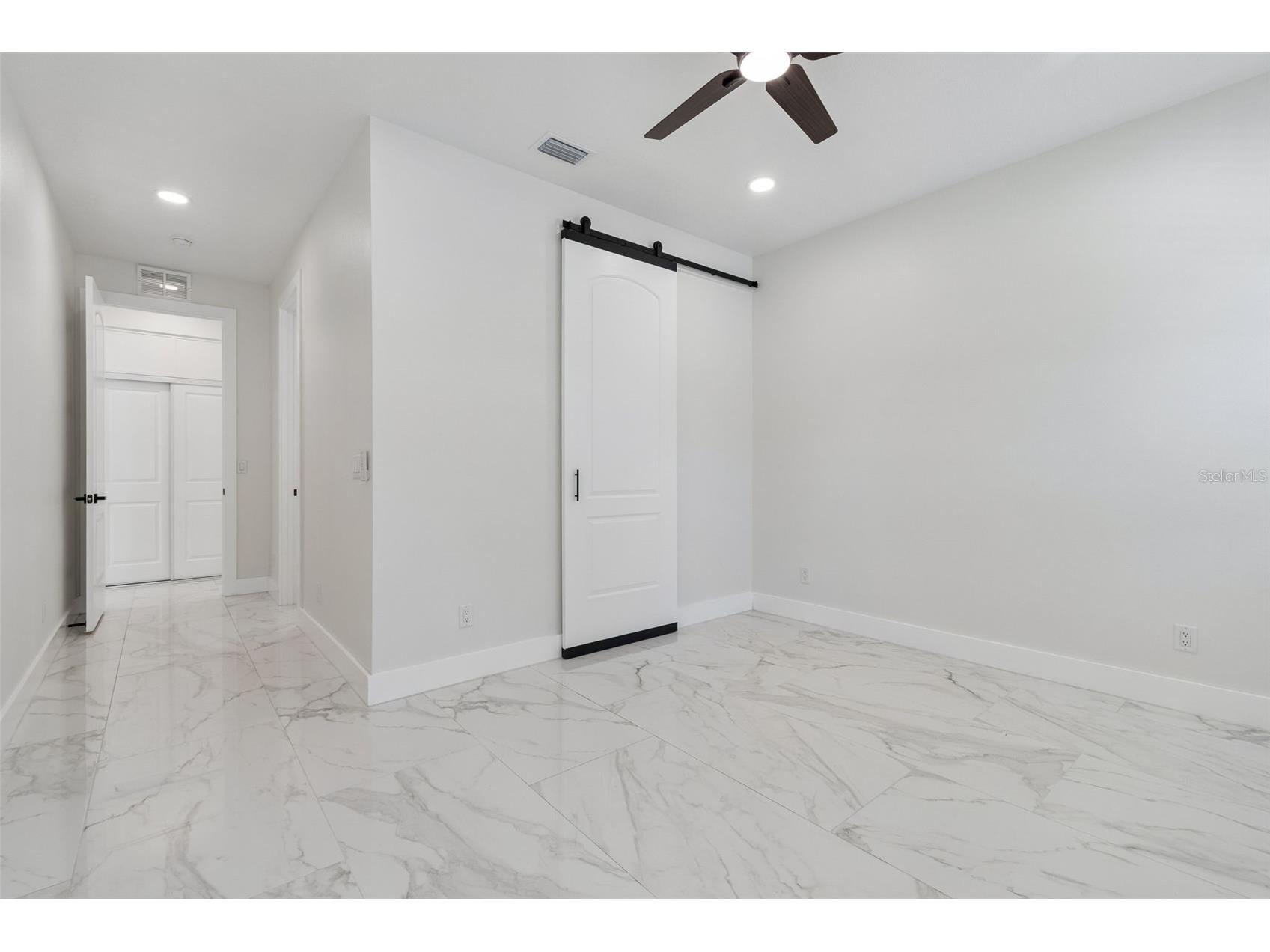 4101 W Mango Avenue Tampa FL 33616 TB8389545 image24