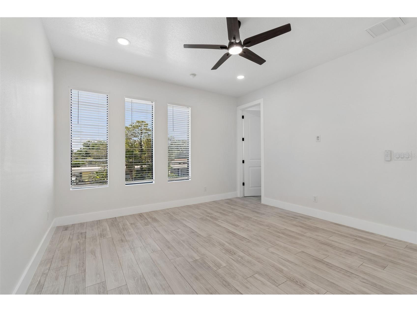 4101 W Mango Avenue Tampa FL 33616 TB8389545 image51