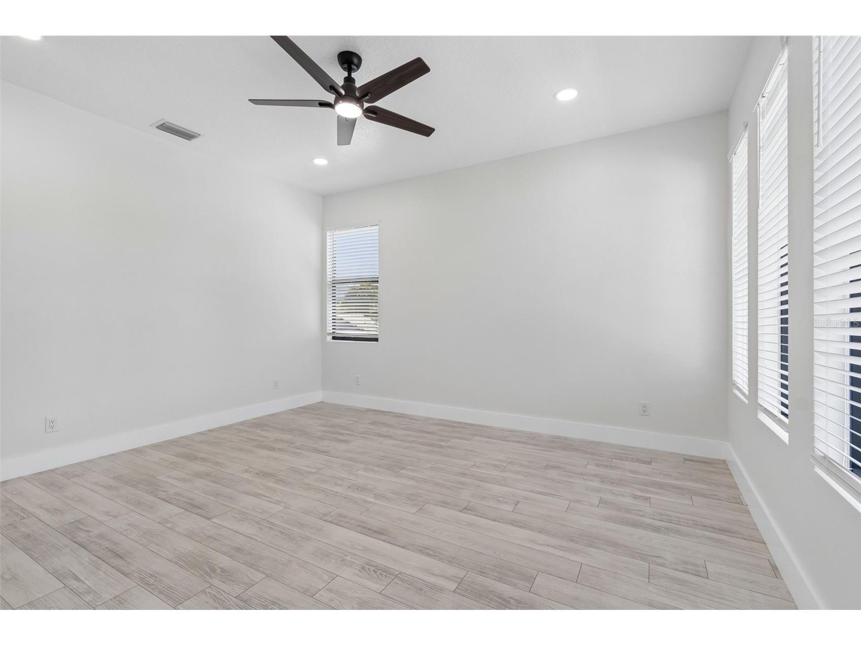 4101 W Mango Avenue Tampa FL 33616 TB8389545 image53