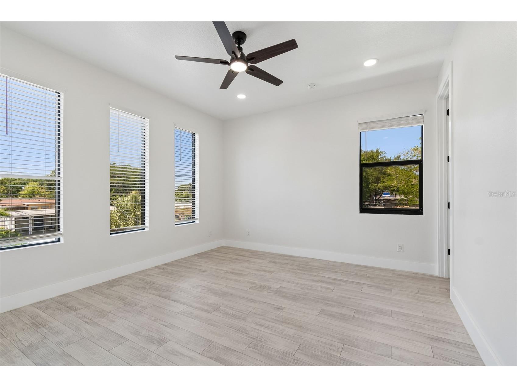 4101 W Mango Avenue Tampa FL 33616 TB8389545 image58