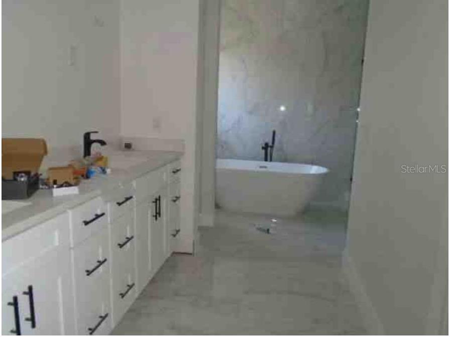 4101 W Mango Avenue Tampa FL 33616 TB8389545 image6