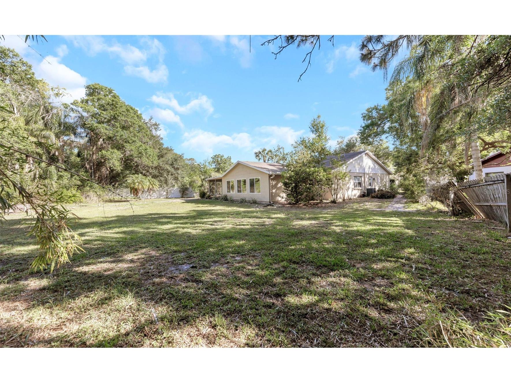 4101 Windtree Drive Tampa FL 33624 TB8502526 image3
