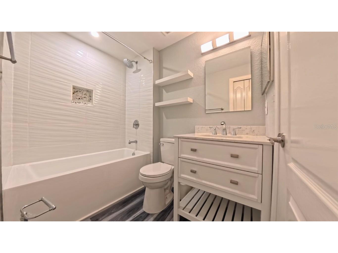 4102 Central Sarasota Parkway #924 Sarasota FL 34238 A4666289 image21