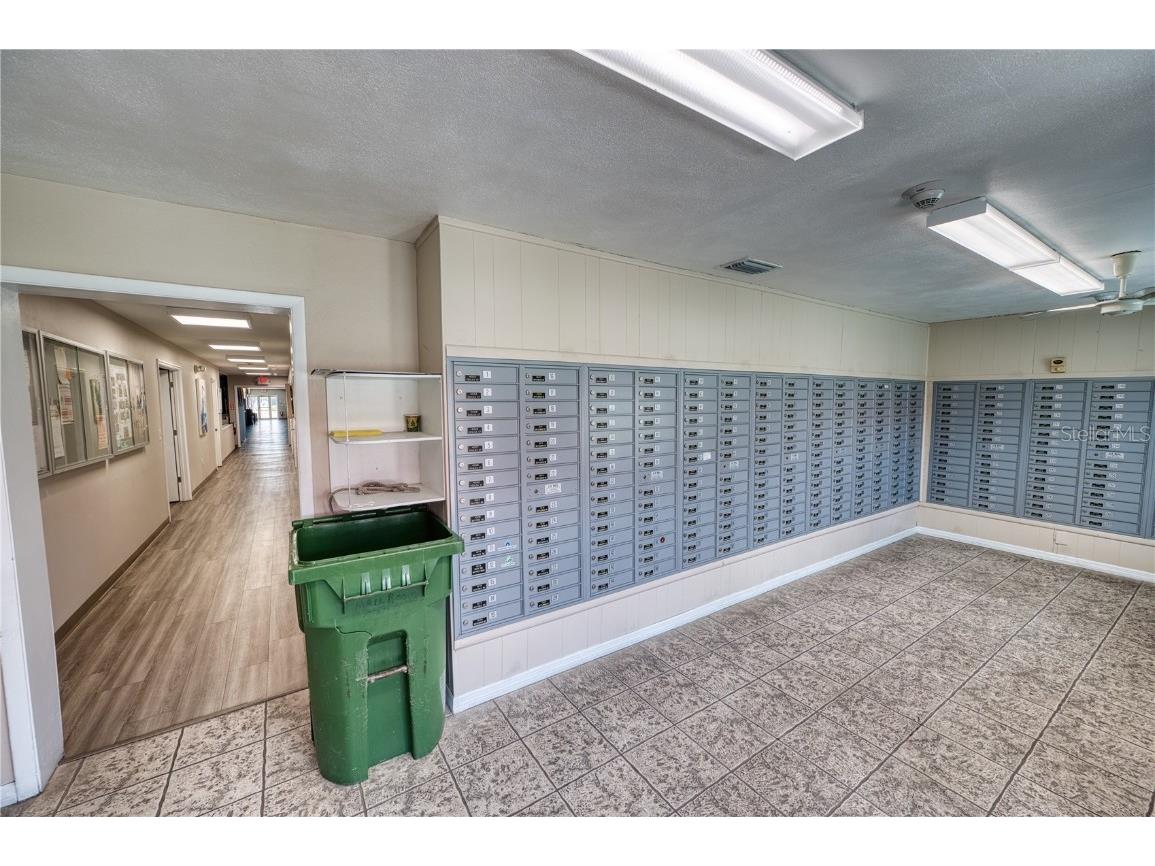 4102 Lakewood Avenue Bradenton FL 34208 A4670472 image47