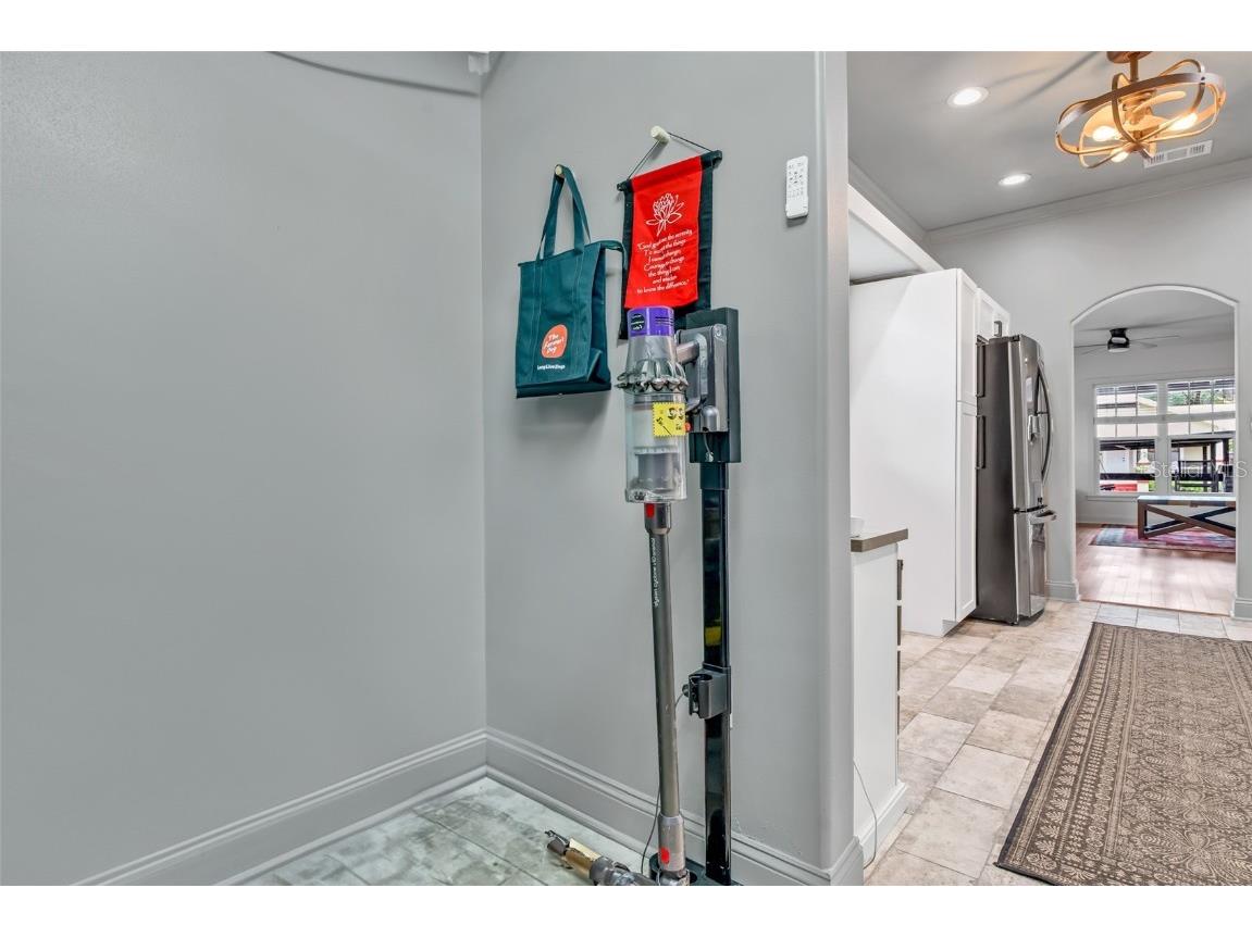 4102 N Branch Avenue Tampa FL 33603 TB8433827 image23