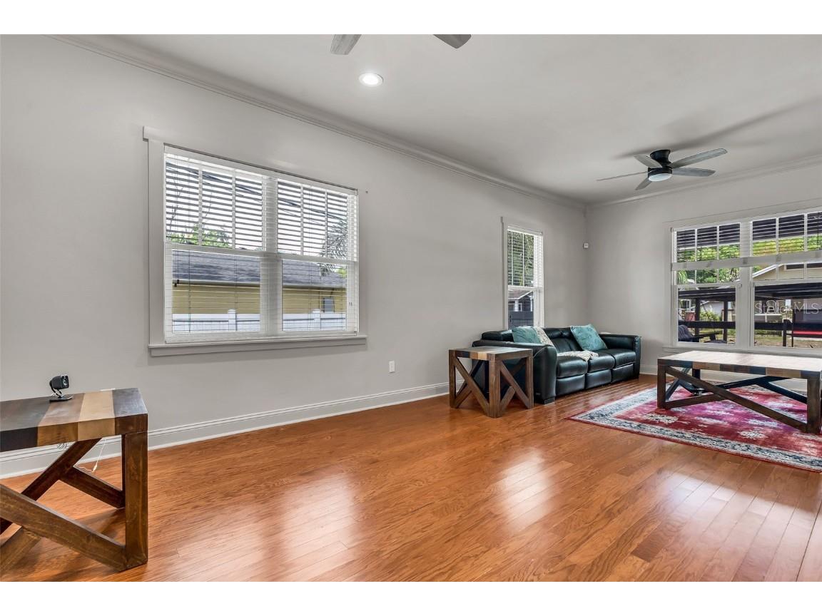 4102 N Branch Avenue Tampa FL 33603 TB8433827 image7