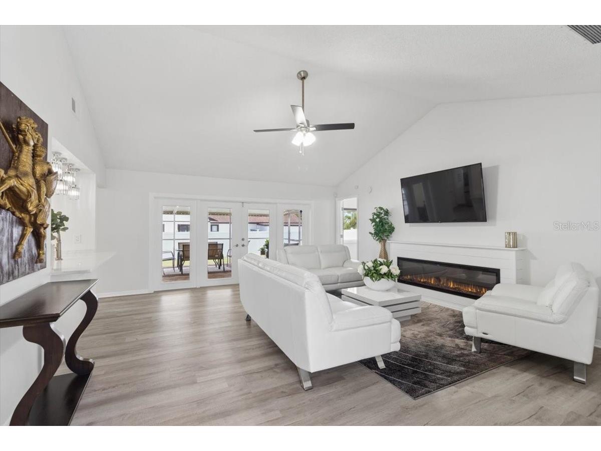 4102 W Bank Avenue Tampa FL 33624 TB8526146 image12