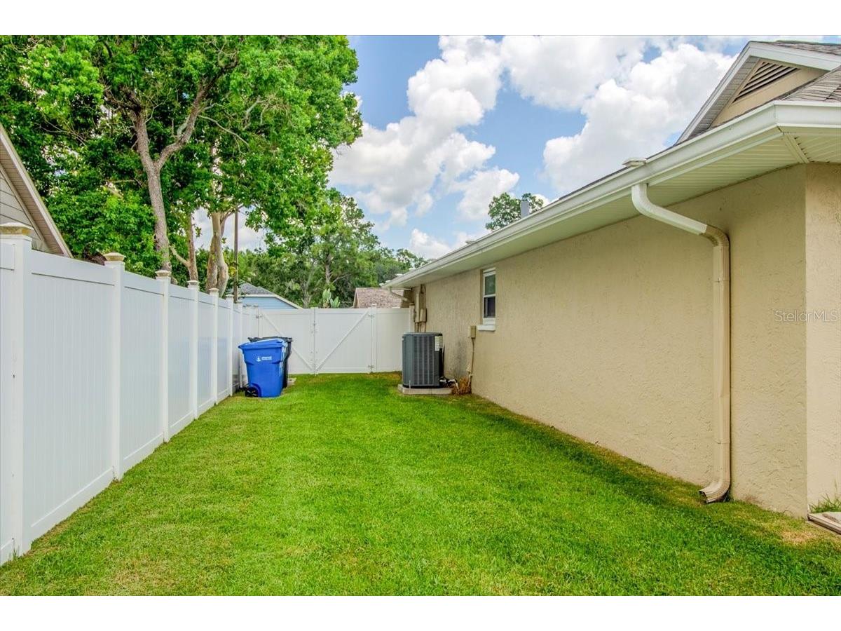 4102 W Bank Avenue Tampa FL 33624 TB8526146 image35