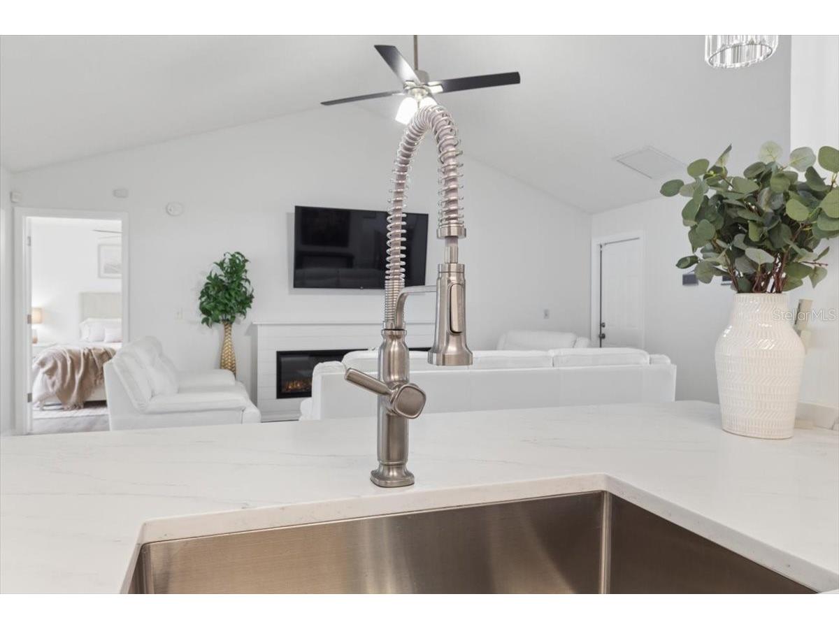 4102 W Bank Avenue Tampa FL 33624 TB8526146 image9