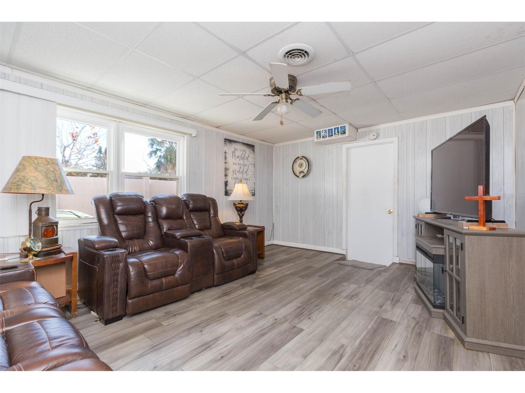 4102 W Fairview Heights Tampa FL 33616 TB8471700 image9