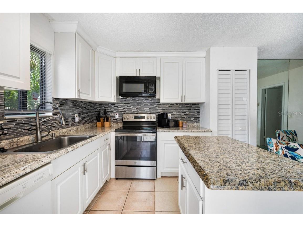 4102 Waterview Circle Palm Springs FL 33461 O6306311 image12