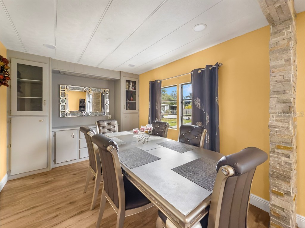 4102 Woodland Circle Deland FL 32724 V4945780 image11