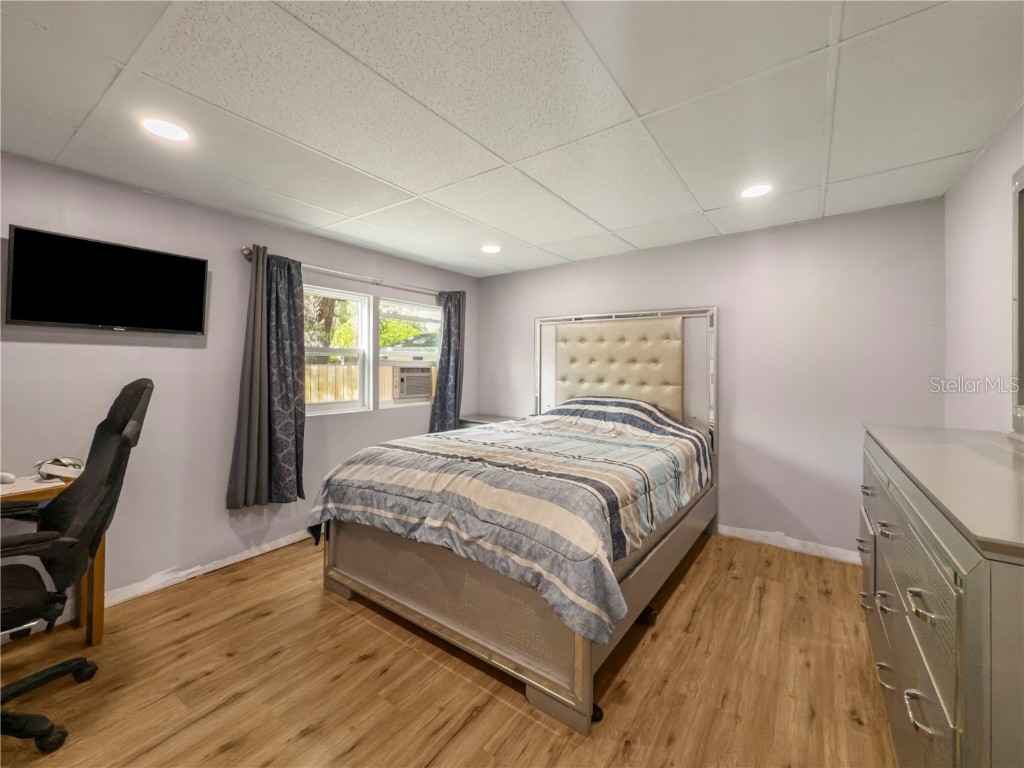 4102 Woodland Circle Deland FL 32724 V4945780 image27