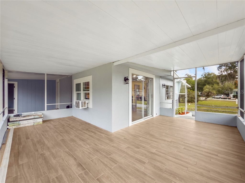 4102 Woodland Circle Deland FL 32724 V4945780 image5