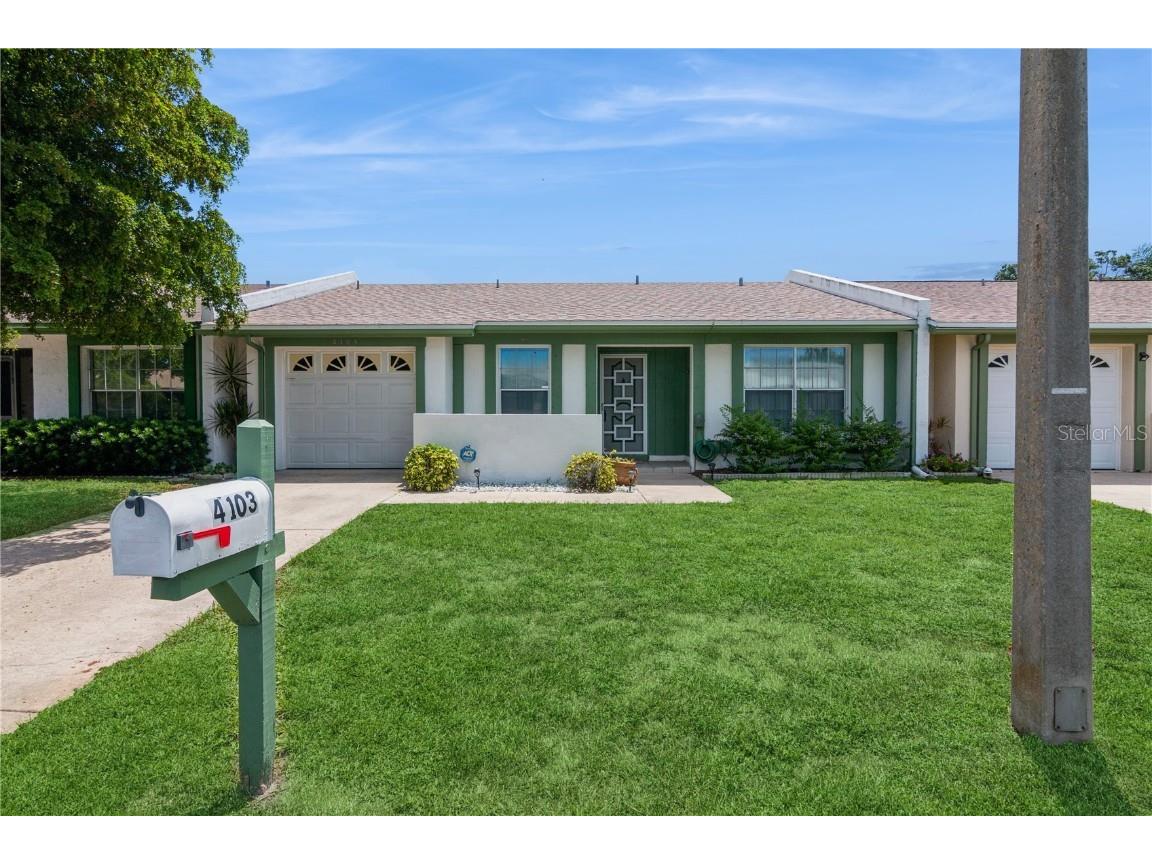 4103 41st Street W Bradenton FL 34205 A4618460 image1